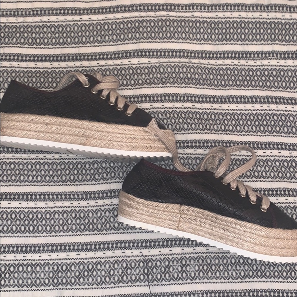 Five Worlds snake skin platform sneaker